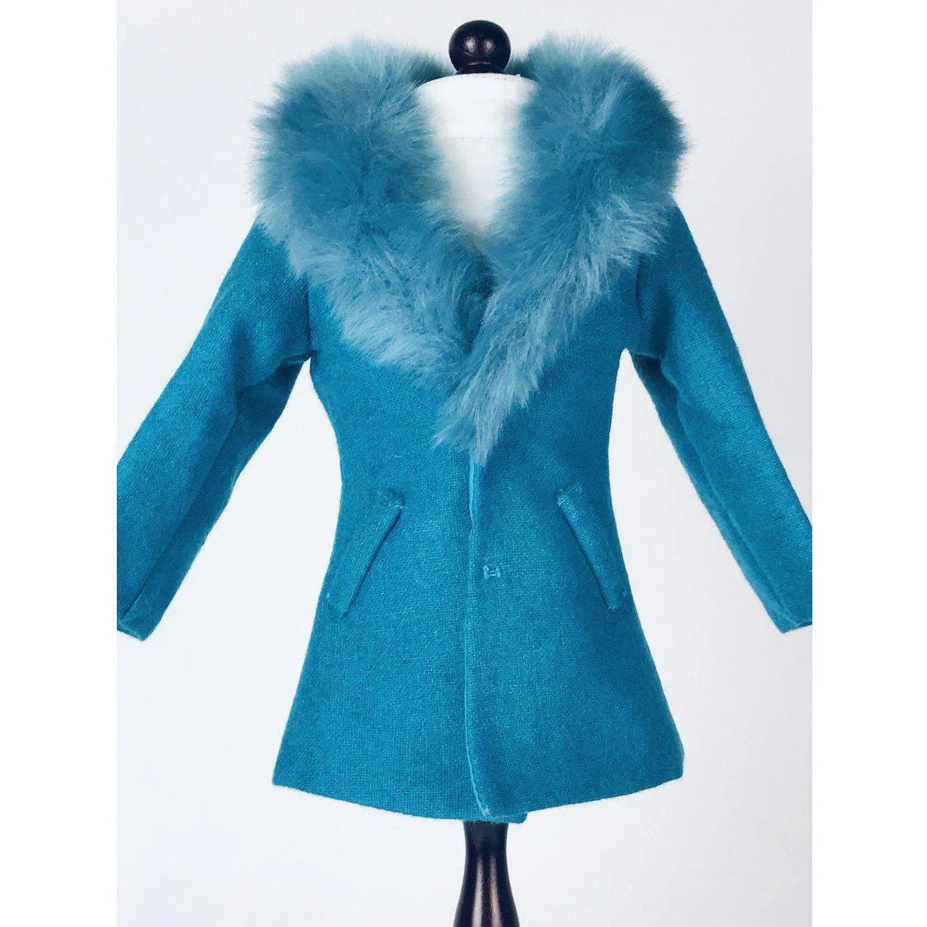 A Girl for All Time: Blue Furry Coat and Hat for 16 inch British dolls