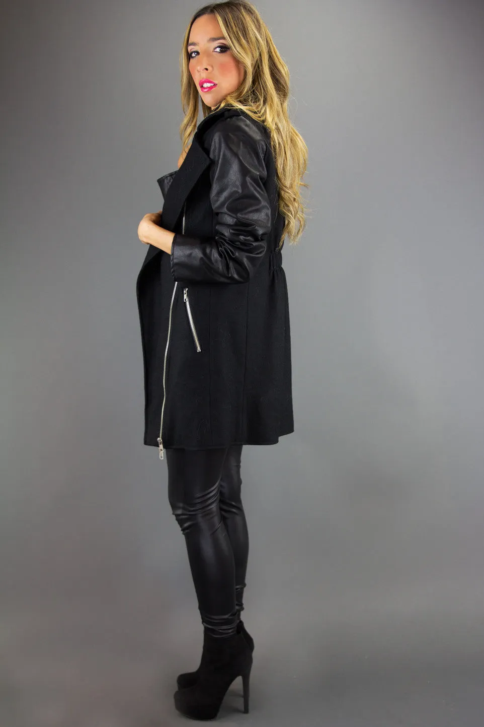 Asymmetric Zipper Closure Contrast Sleeve Coat