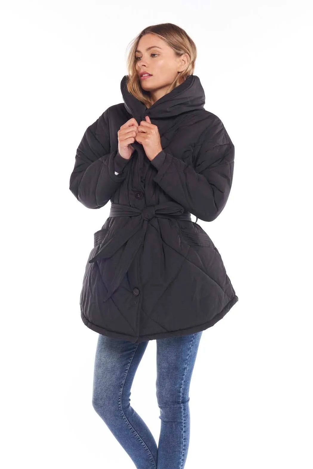 Betty Basics Archie Puffer Jacket in Black