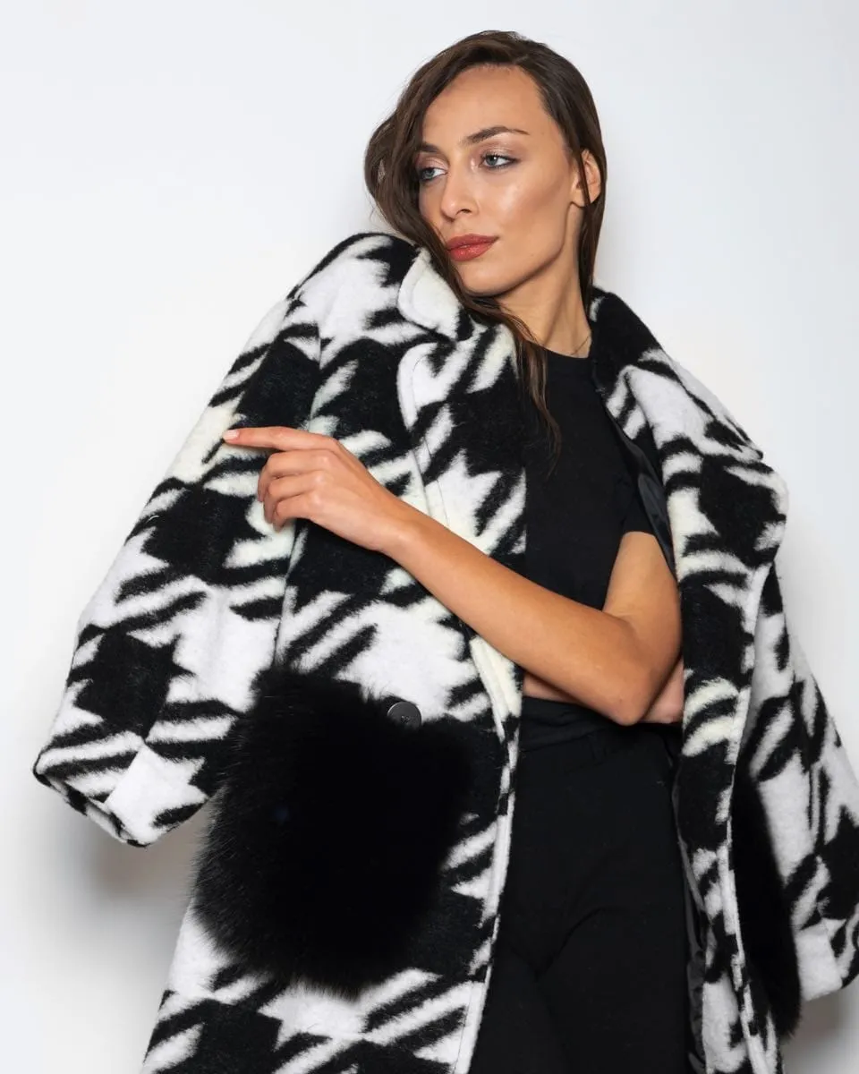 Coat With Fox pockets Black White Pattern