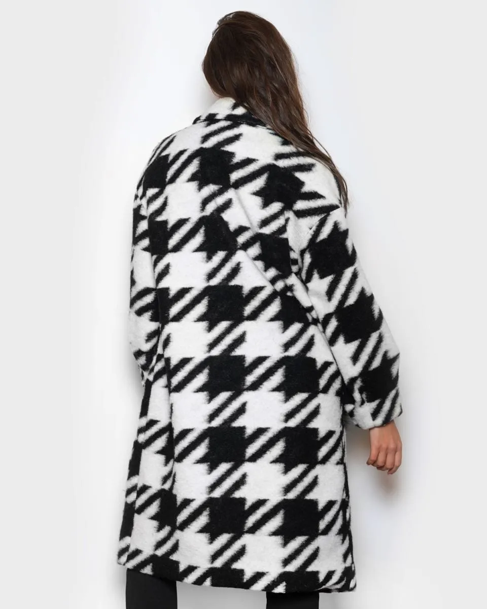 Coat With Fox pockets Black White Pattern