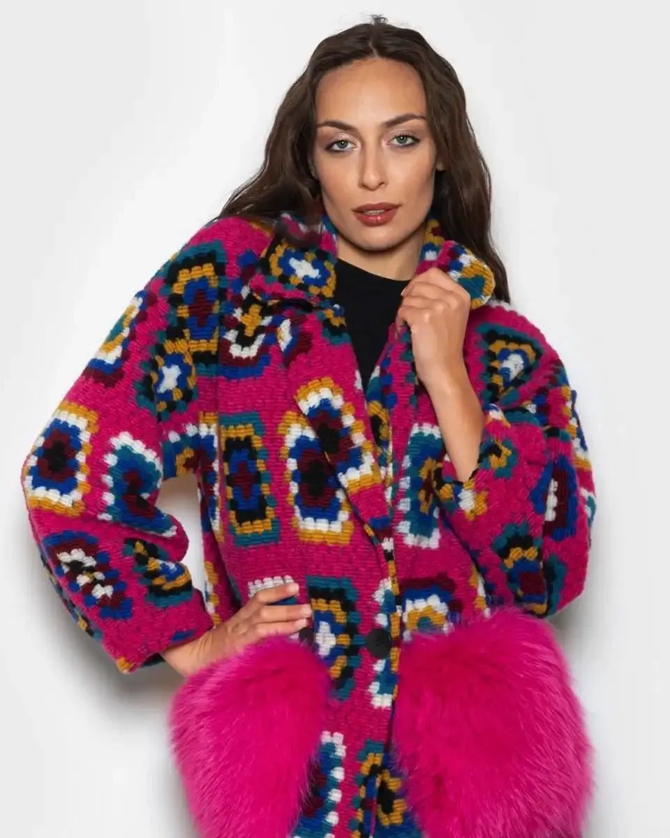 Coat With Fox pockets Fuchsia crochet pattern