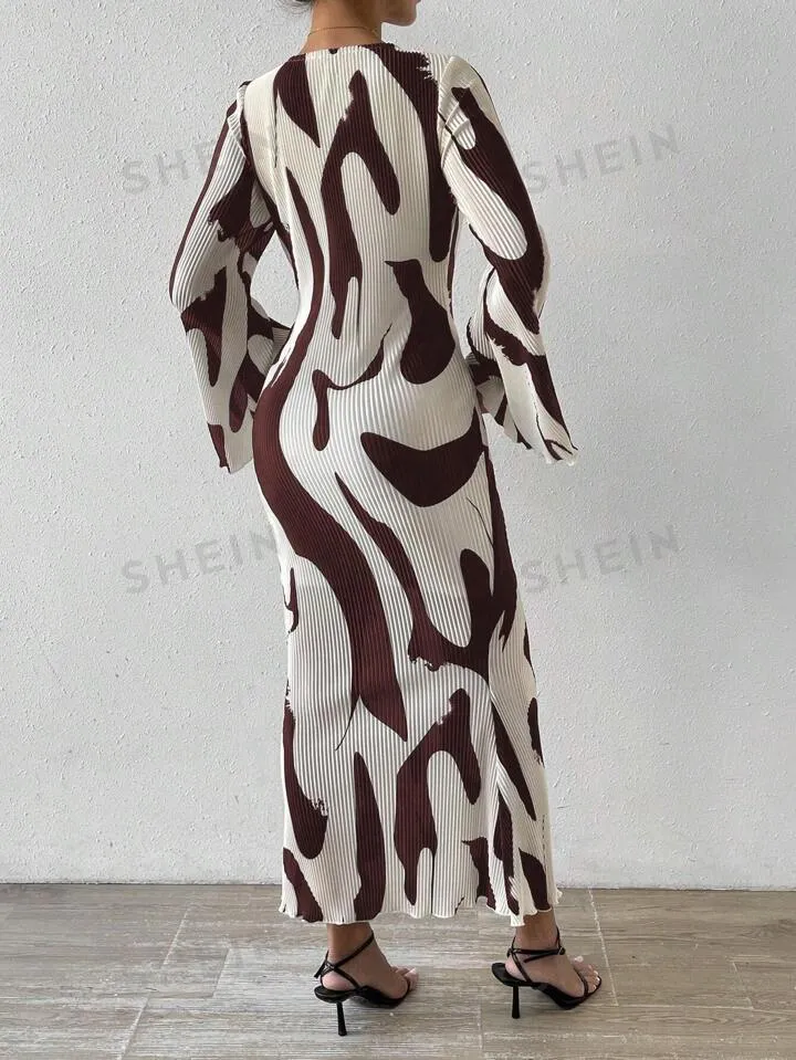 Graphic print bell sleeve dress in multi