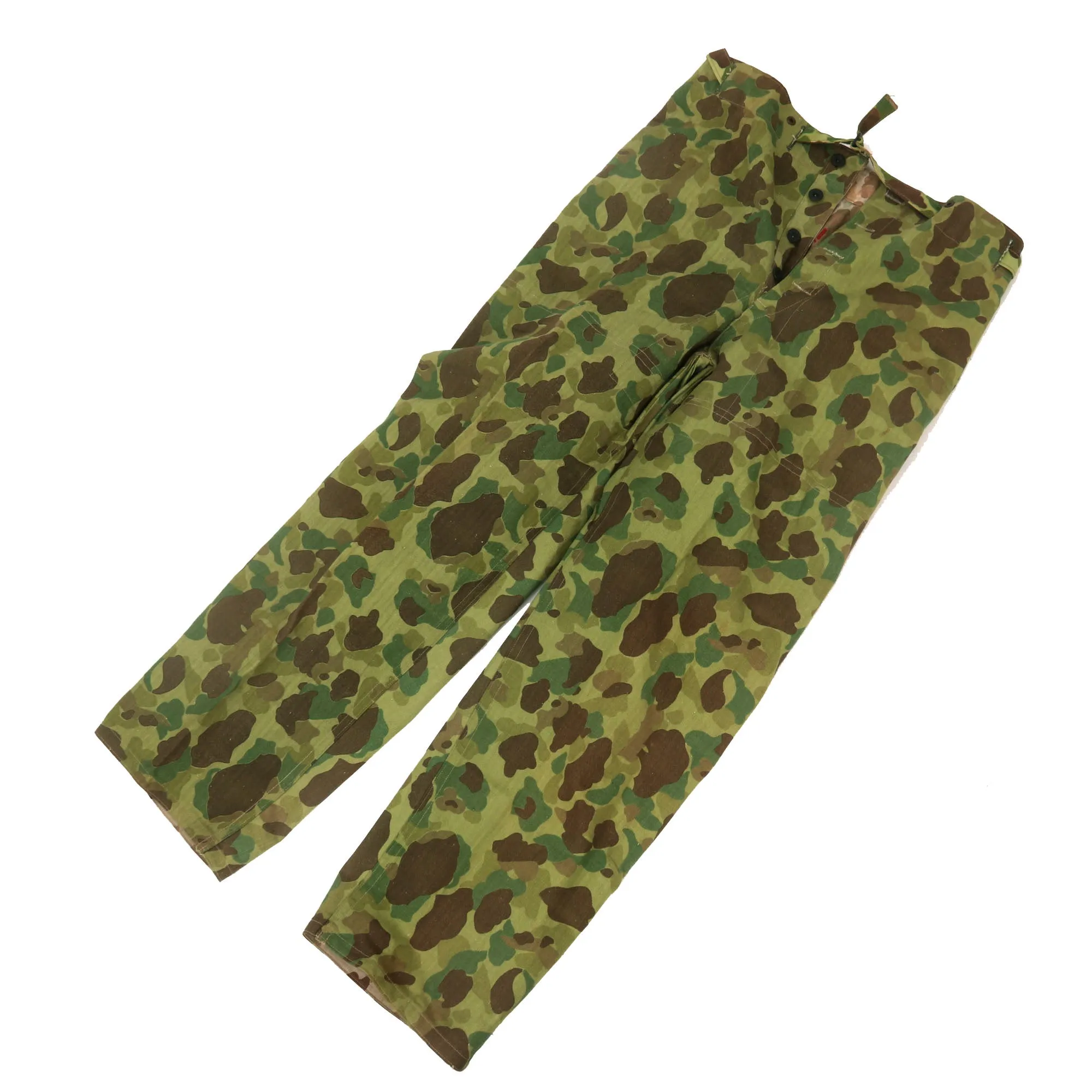 Original U.S. WWII US Marine Corps Excellent Condition Named P-44 Camouflage Pattern Uniform Set - Frogskin Size 42