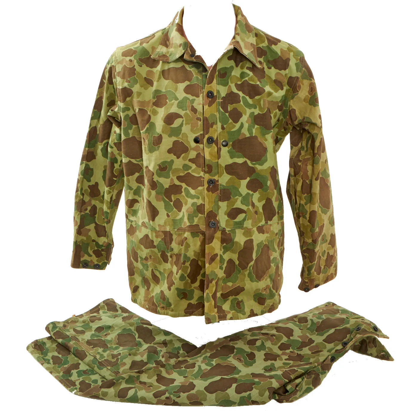 Original U.S. WWII US Marine Corps UNISSUED P-44 Camouflage Pattern Uniform Set - Frogskin Size 40