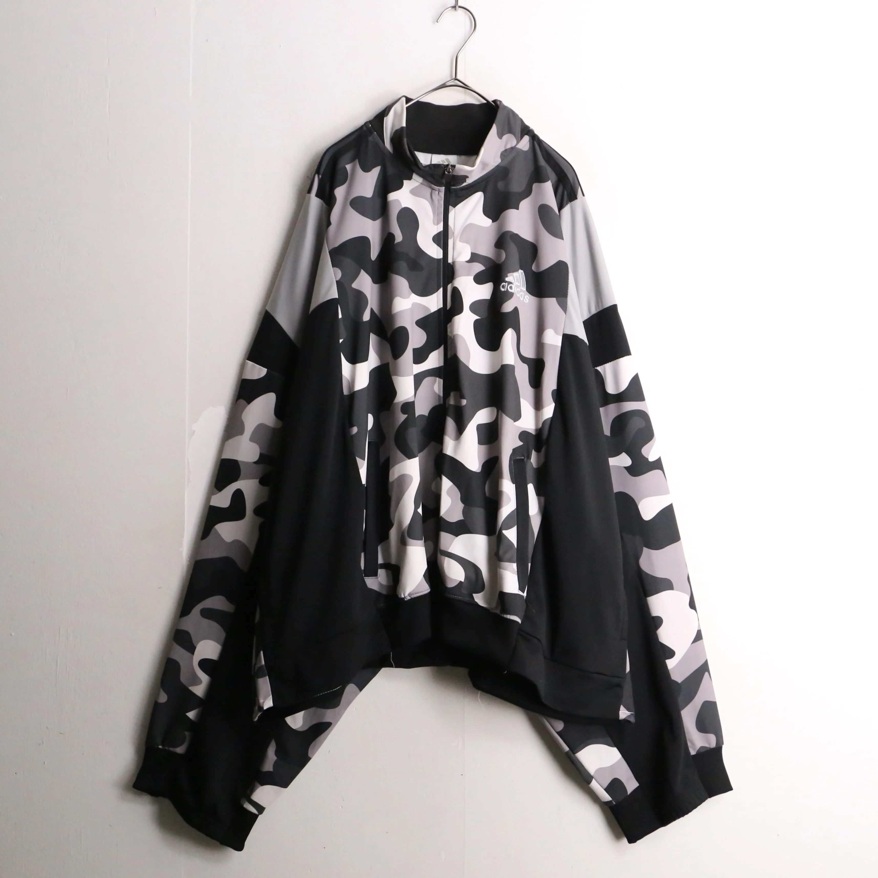 remake "再構築" camo design track jacket