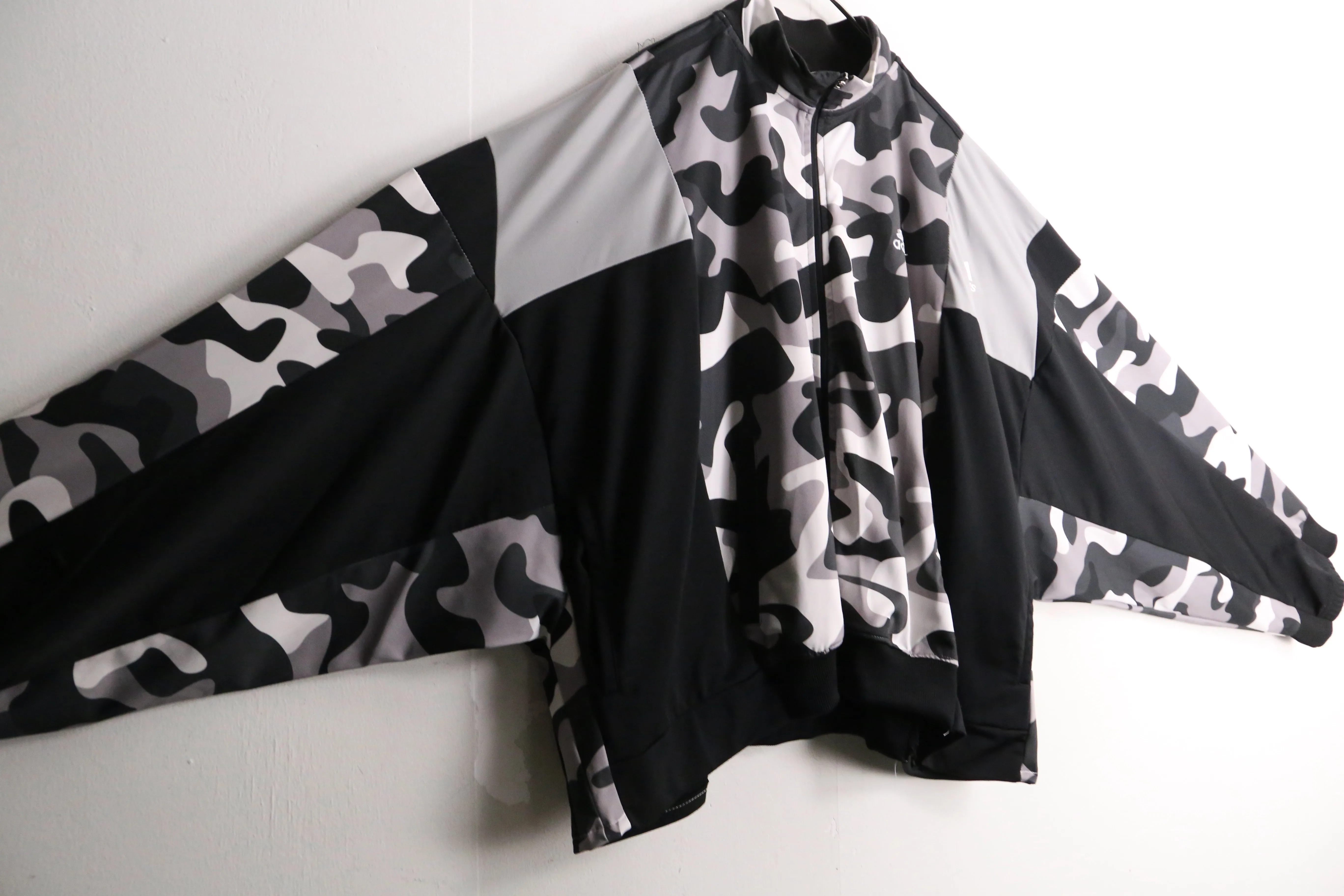 remake "再構築" camo design track jacket