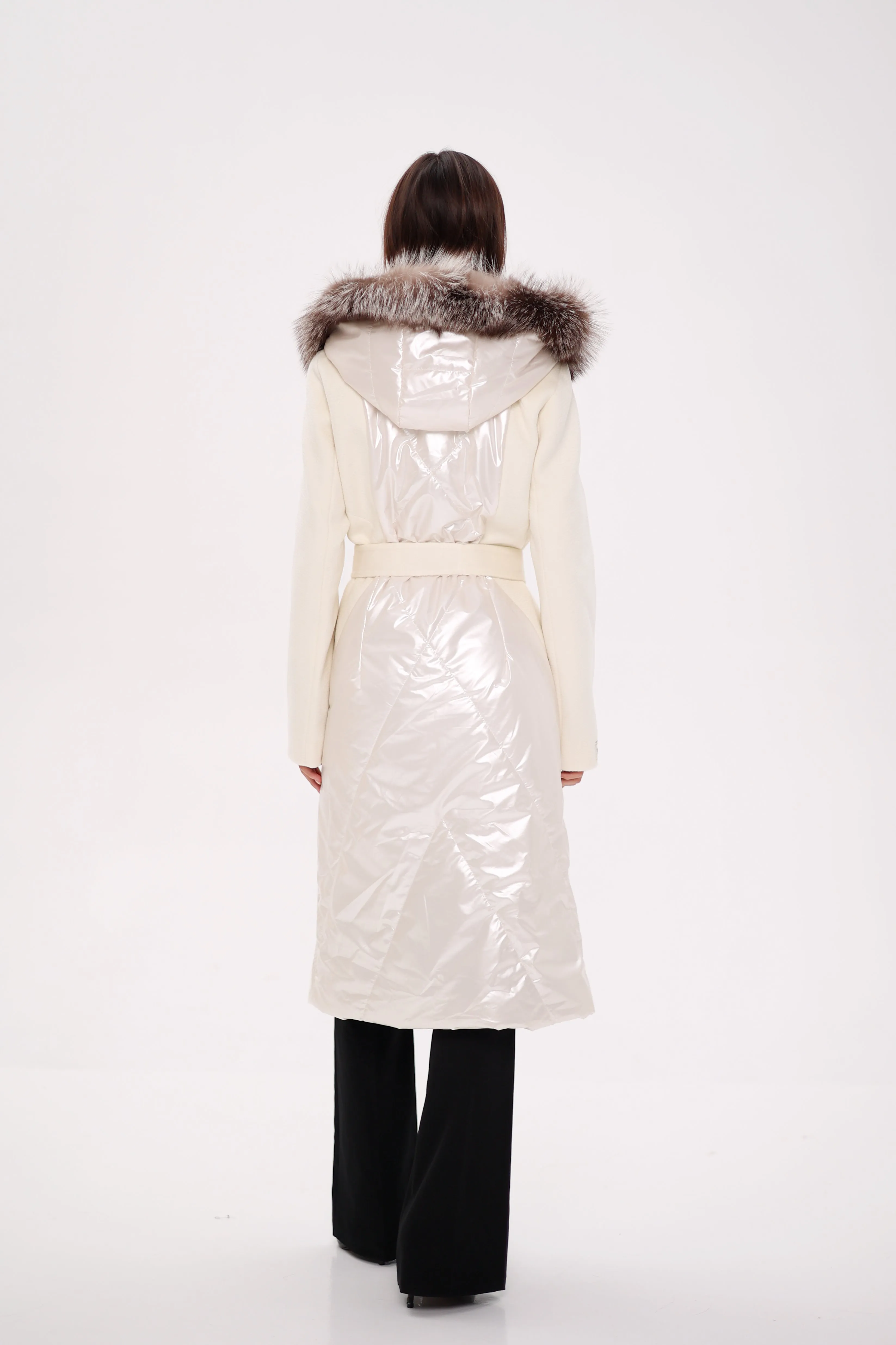 Saga®Furs Silver Fox Wool Alpaca Freudenberg Comfortemp® Coat