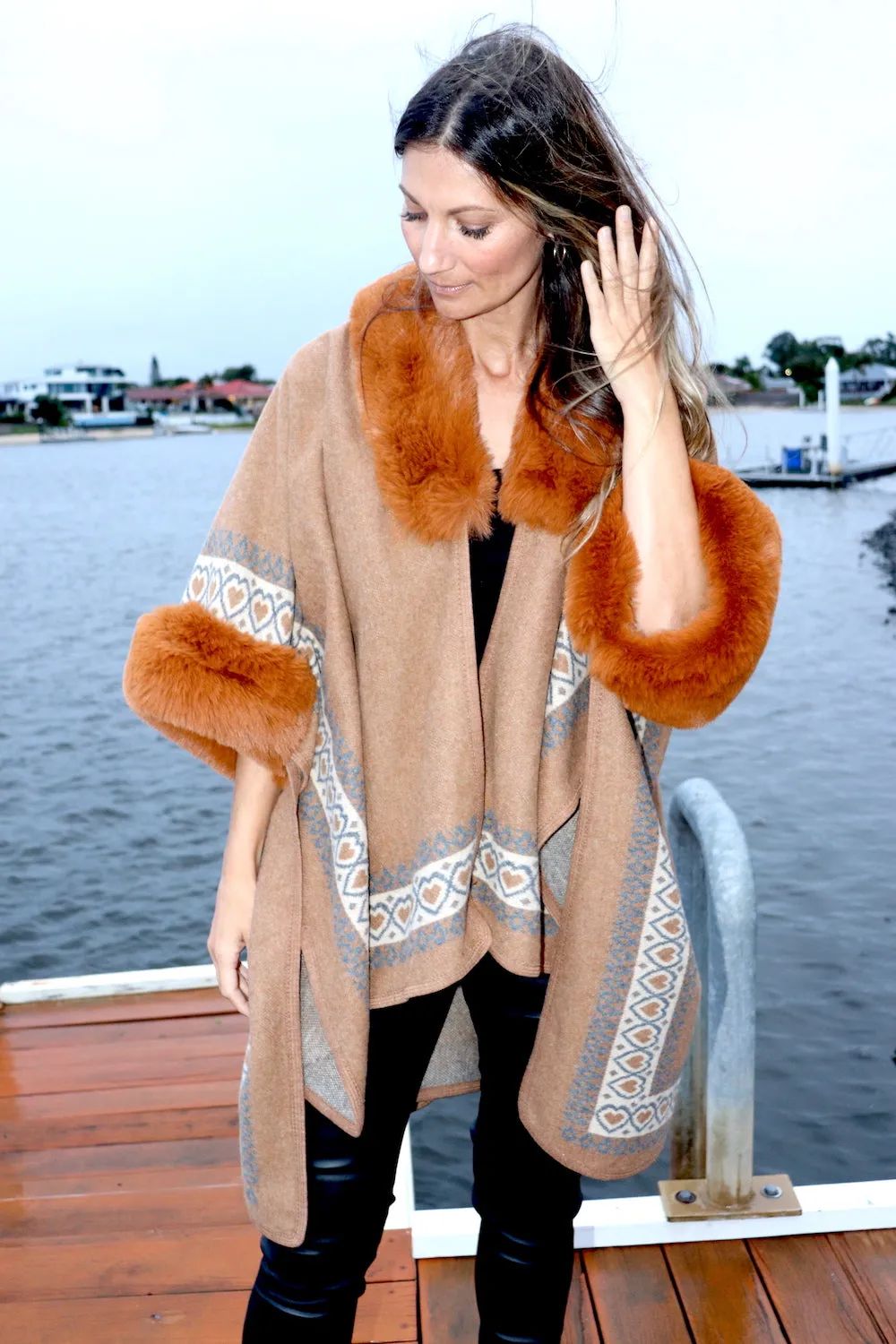 Valle Nevado Luxe Faux Fur Coat in Caramel