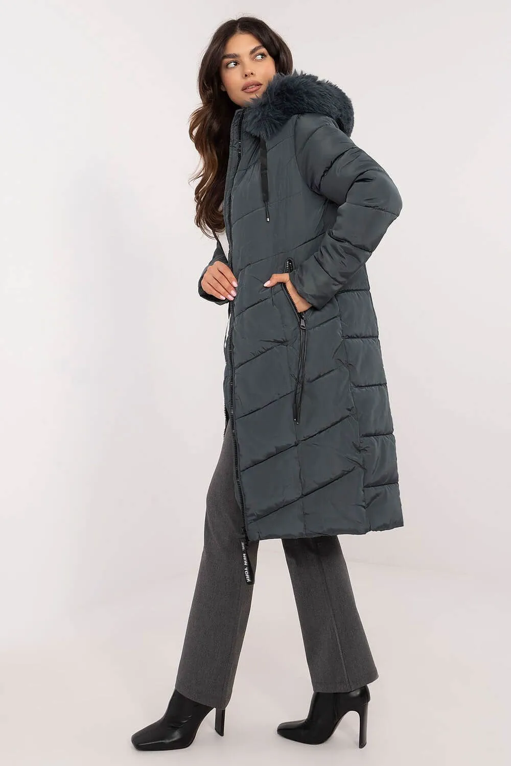 Winter Luxe: Quilted Down Jacket with Detachable Fur Hood