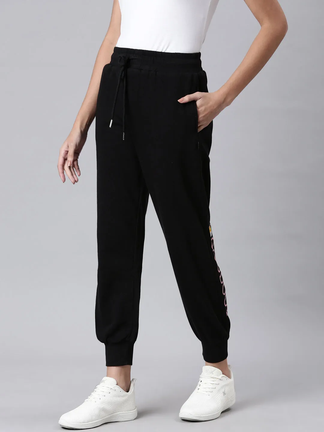 Women Black Solid Track Pant